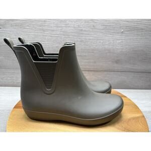 Cherry Chelsea Green Rain Boots Size 5 EU 36 Waterproof. Made in Brazil